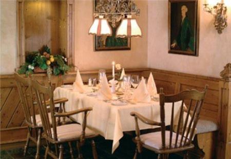 Hotel Restaurant Hoettche Dormagen Esterno foto